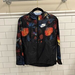 Nike Kids Lightweight Hooded Rain Jacket – Black Floral Print – Size Large